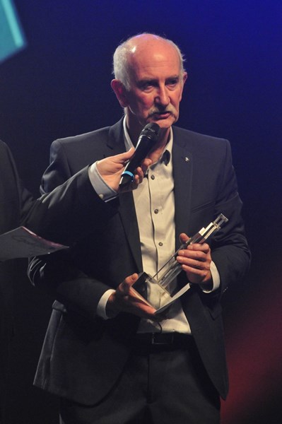 f2027de3-899b-4f53-8eca-87fb5cd371f2_web_scale_0.2071629_0.207163__